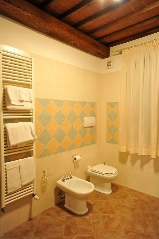 Albergo La Foresteria Bettolle 3*,  Italy